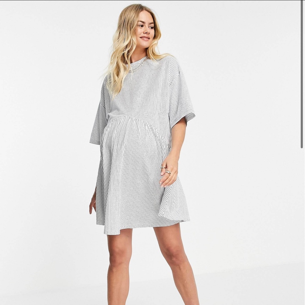 Maternity T-shirt dress white and blue stripes